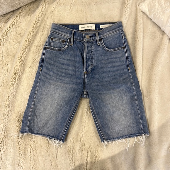 Denim Forum Yoko Bermuda Short - Picture 1 of 3